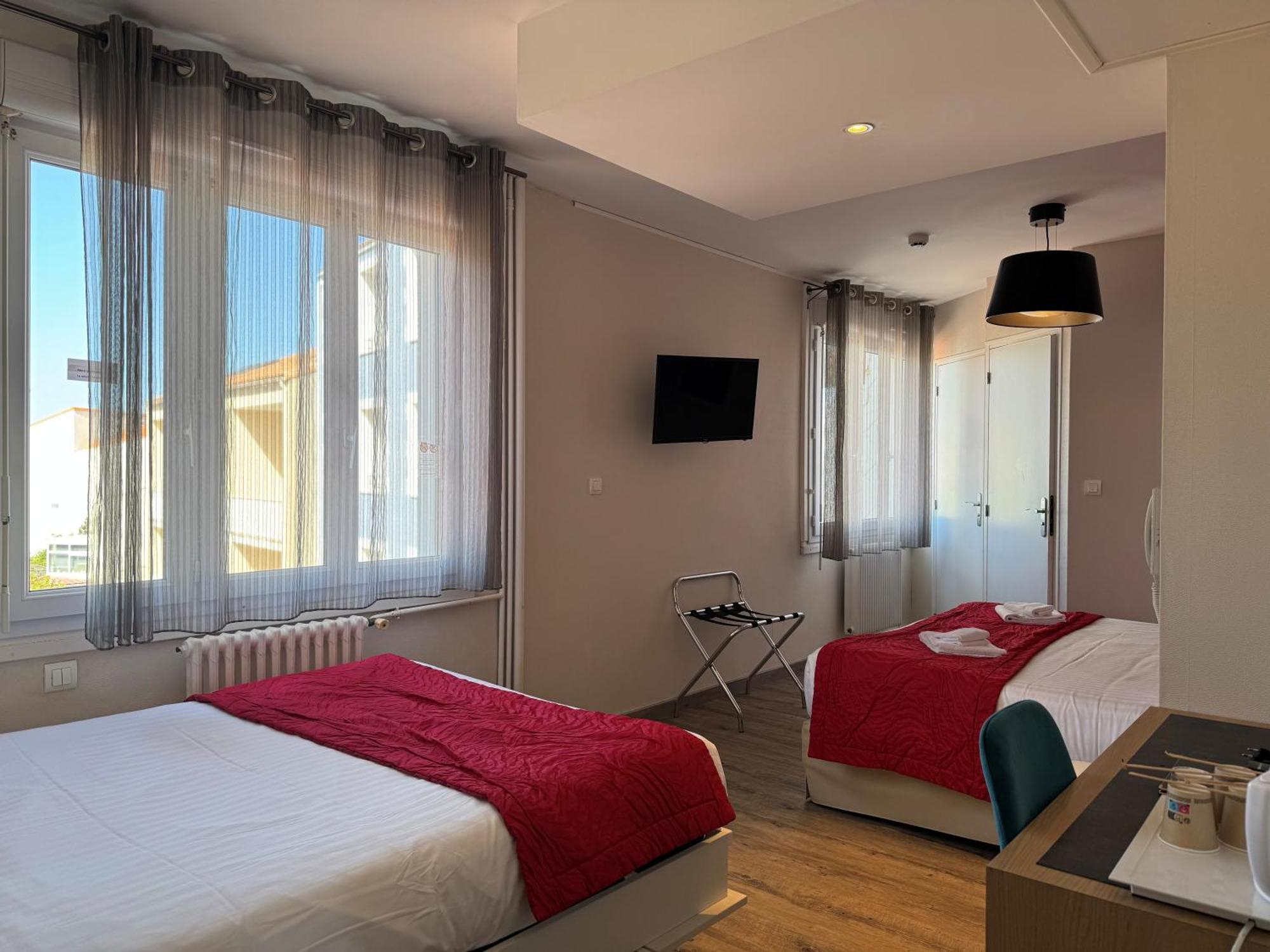 Hotel Calme Des Pins & Spa Les Sables-dʼOlonne Εξωτερικό φωτογραφία