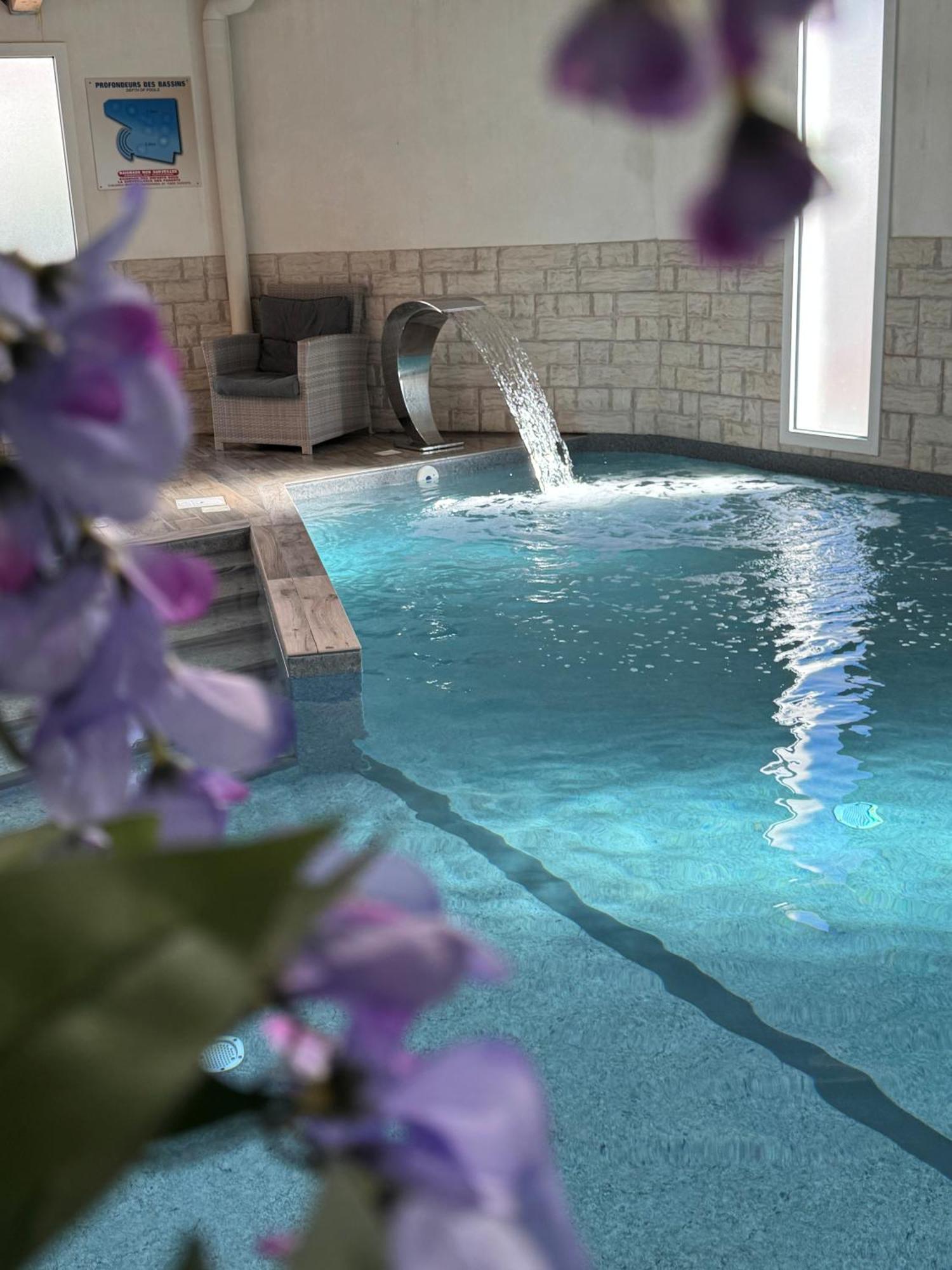 Hotel Calme Des Pins & Spa Les Sables-dʼOlonne Εξωτερικό φωτογραφία