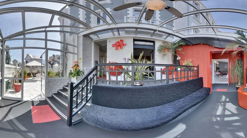 Hotel Calme Des Pins & Spa Les Sables-dʼOlonne Εξωτερικό φωτογραφία