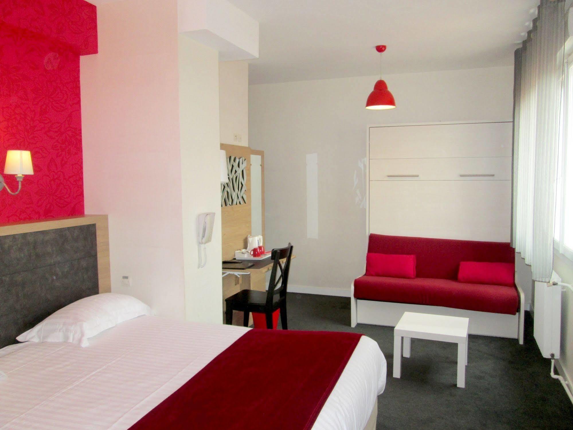 Hotel Calme Des Pins & Spa Les Sables-dʼOlonne Εξωτερικό φωτογραφία