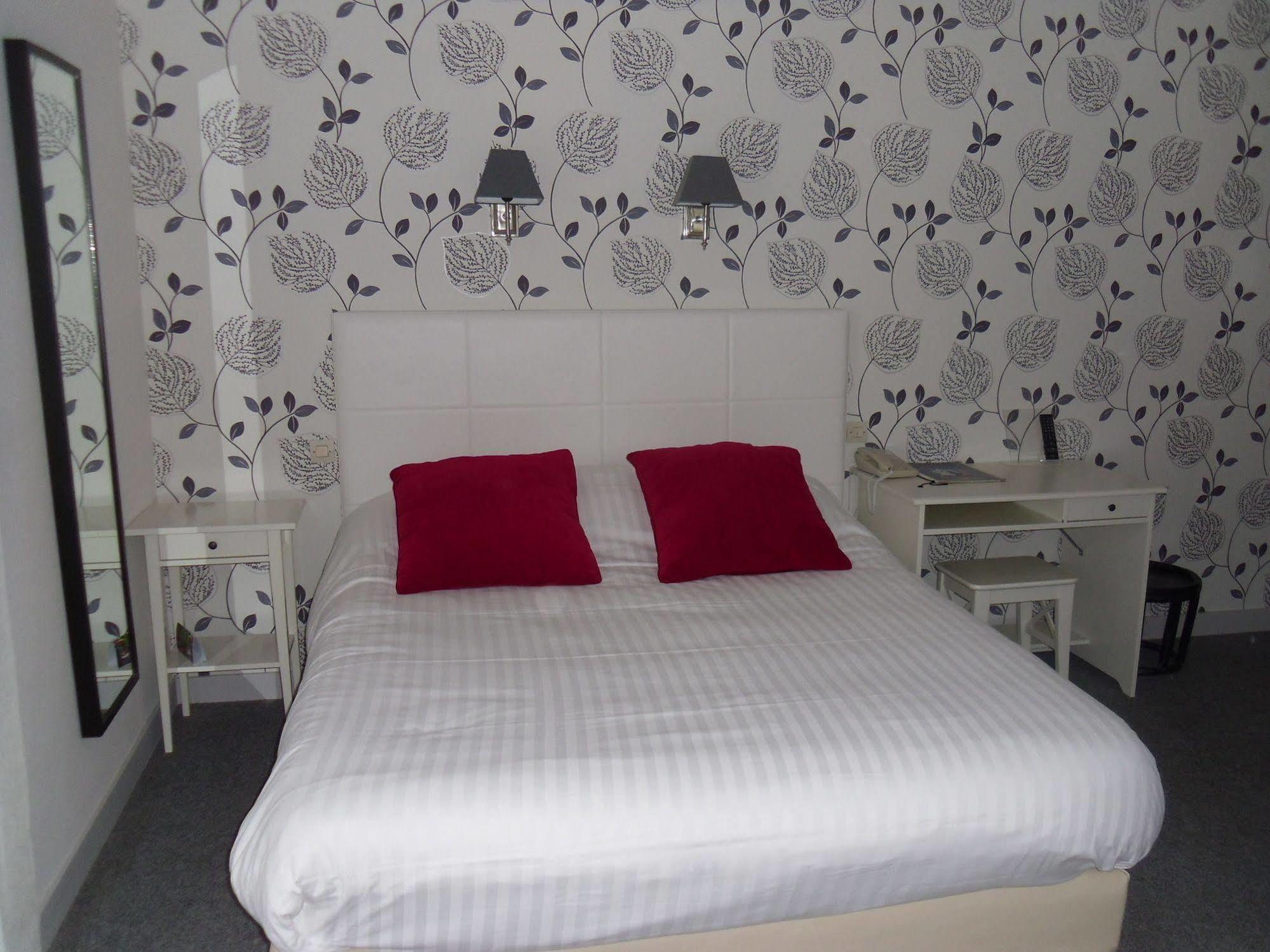 Hotel Calme Des Pins & Spa Les Sables-dʼOlonne Εξωτερικό φωτογραφία